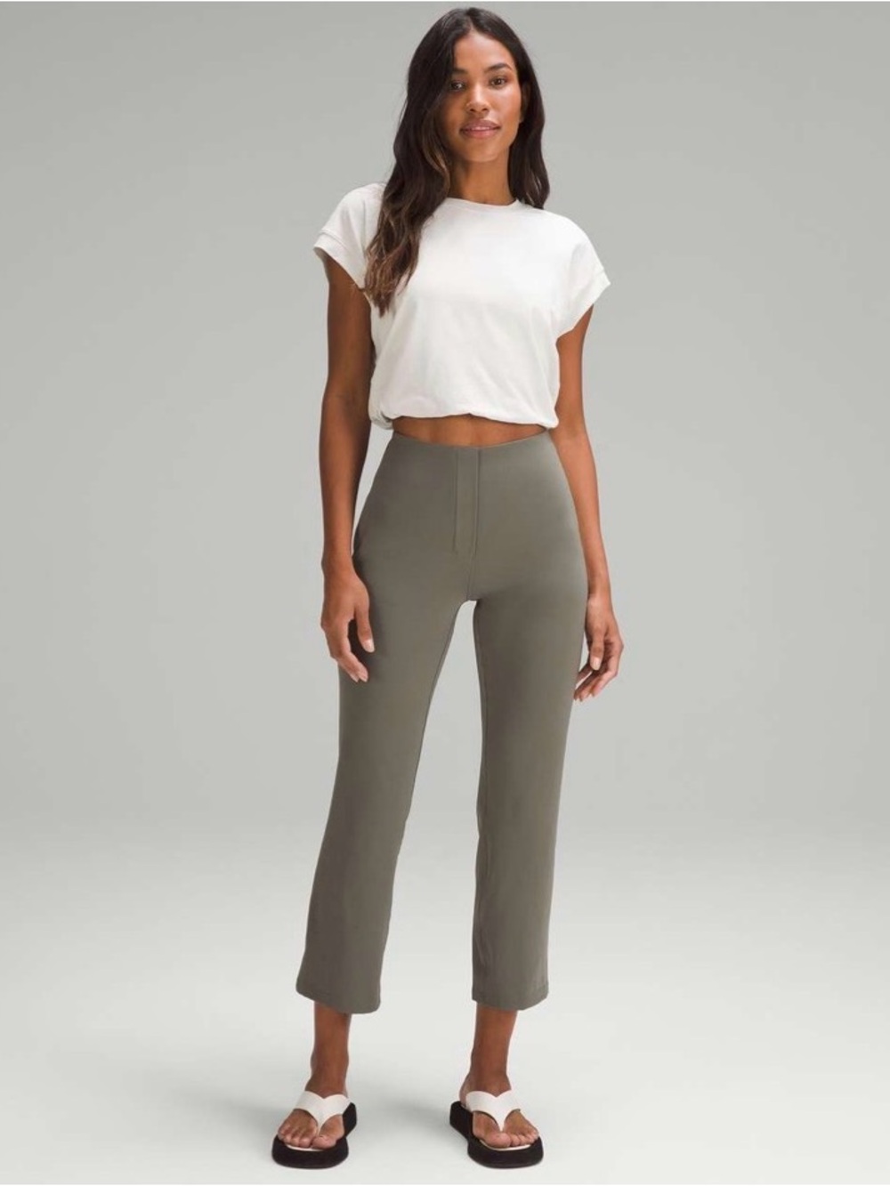 Lululemon Size 14 Smooth Fit Pull-On High-Rise Cropped Pant Taupe Dark Cream